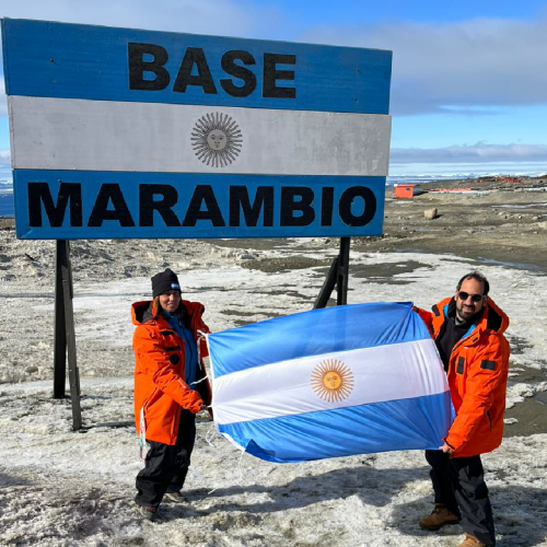 阿根廷.AR域名机构部署南极领地第一台DNS服务器