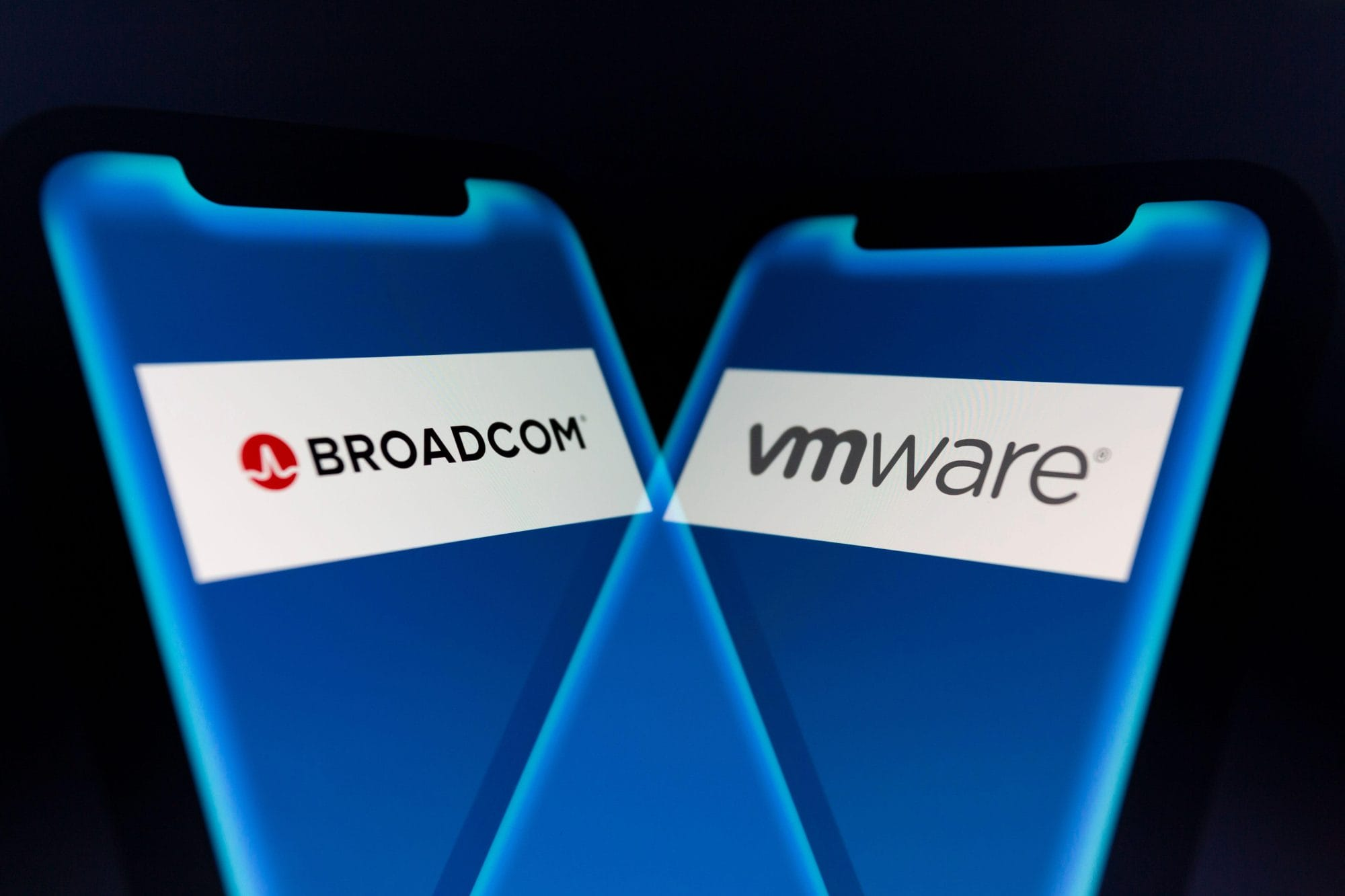 博通将私有AI功能集成至VMware云平台核心架构